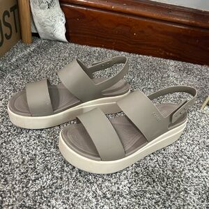 Crocs Brooklyn wedge platform